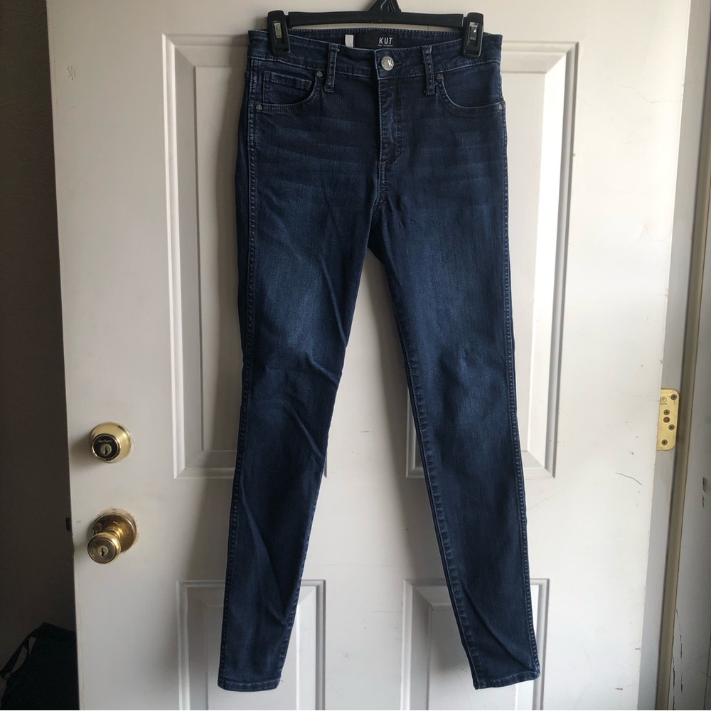 Kut from the Kloth dark wash skinny jeans size 2